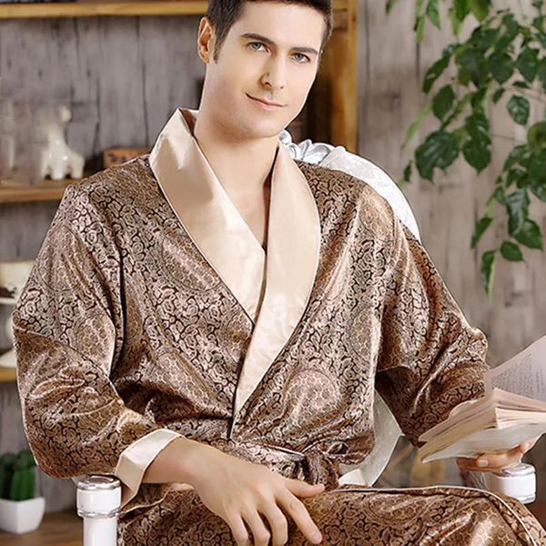 Hommes Robe chemise de nuit Satin Kimono peignoir Robe décontracté vêtements de nuit grande taille imprimer or maison Robe de chambre 3XL 4XL 5XL 240304