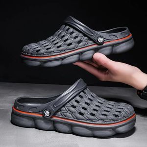 Herensandalen 2023 Outdoor strand waad slippers voor mannen tuinhuis klompen zomer wandelen 240322