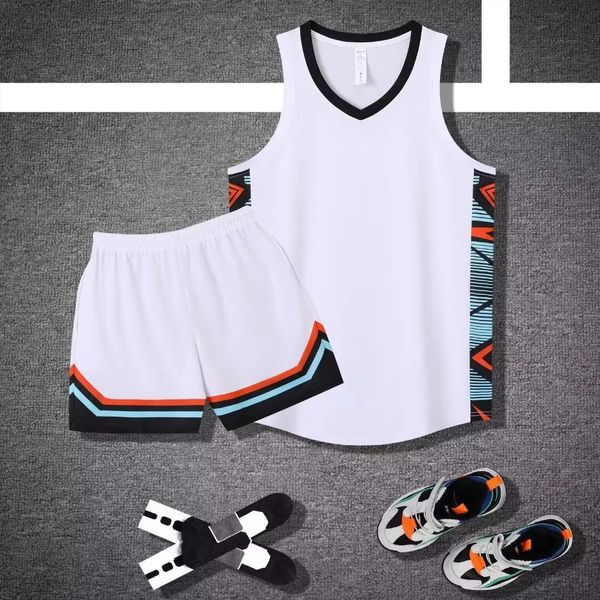 Les hommes de basket-ball White Basketball Team Primal Game Team Short Sleeve Uniform Training gilet and short 240426