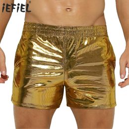 Mens Shiny Low Rise Shorts avec poches Clubs de shorts en cuir artificiels utilisés pour les festivals de musique de pole dance et les costumes de carnaval 240516
