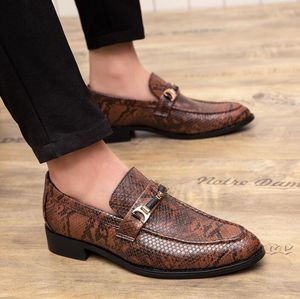 Chaussures pour hommes décontracté nouveau cuir oxford chaussures pour hommes sur mesure en cuir hommes d'affaires chaussures respirant mode chaussures de fête de mariage
