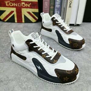 Zapatos para hombre Primavera Nueva tabla Tendencia Bolsa versátil Suela Cordones gruesos antideslizantes Deportes e informales