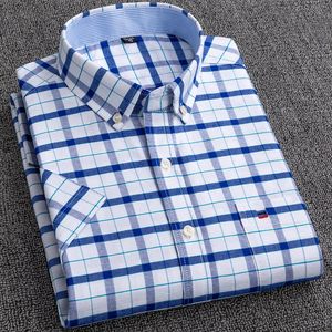 Hommes à manches courtes Oxford Plaid rayé tenue décontractée chemises avant Patch poche poitrine Regularfit col boutonné travail 240119