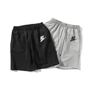 Heren shorts voor zomertech -stof 5003# katoenen stofontwerp logo print Casual sport broek losse straat vrije tijd mode zwart en grijze kleur korte broek