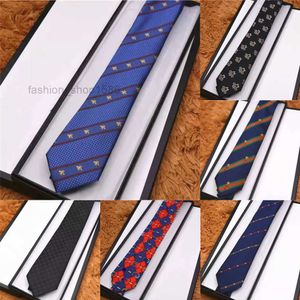 Cravates en soie pour hommes Kinny Slim Narrow Polka Dotted Letter Jacquard Woven Cravates Fabriquées à la main dans de nombreux styles
