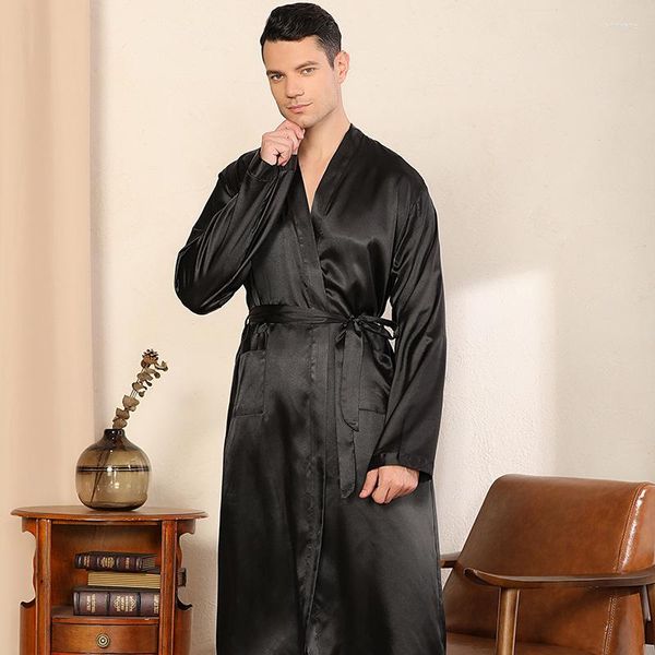 Vêtements de nuit pour hommes Robe longue hommes Homewear Satin Kimono peignoir Robe avec ceinture noir chemise de nuit ample marié Cardigan maison Dressing