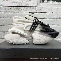 Sneaker pour hommes Bbalmaiin Chaussures de qualité supérieure Sneakers de qualité 24 Spacecraft spatial Sole épaisse SOLLE COST CASCOS CASS