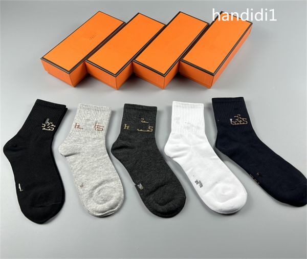 Chaussettes pour hommes lettre de mode étanchées de coton sports épaisses épaisses homme femme football basket-ball respirant à rayures athlétiques grandes chaussettes de luxe sportives l13