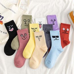 Mens Socks Korea Funky Harajuku Trend Women kleurrijke grappige expressie meisje kawaii socks unisex verrassing midden 221130