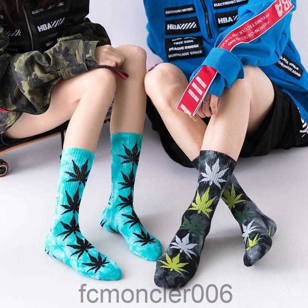 Chaussettes pour hommes Tie Dye Fashion Business Cotton Street Skateboard Couple Harajuku Tendance Donner aux hommes un cadeau IOUP