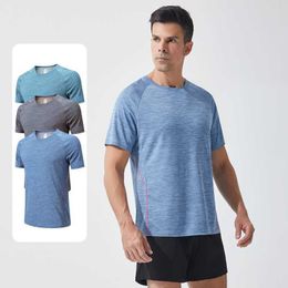 Mens Sports Tshirt Designer Shirt Summer Leisure Loose Fit Fit Short Tshirt Humidité Mécranre Just Sèche Polo Polo