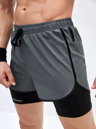 Mens Sportswear 2 en 1 Shorts d'entraînement légers Vêtements masculins pour le gymnase Yoga 240420