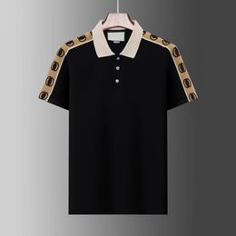 Estilista para hombre Camisas de polo Ropa de hombre de lujo Manga corta Moda Casual Camiseta de verano para hombre Los colores en blanco y negro están disponibles Tamaño M-3XL