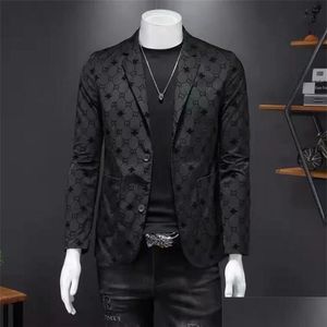 Heren Suits Blazers Autumn 2023 Nieuwe luxe pak Koreaanse editie Slim Fit Embroidery European Station Jeugd gemak West 2324 Drop de Dhnm7