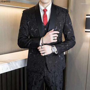 Costumes pour hommes Ensembles de costumes pour hommes Style mariage Ensemble occidental à fleurs noires