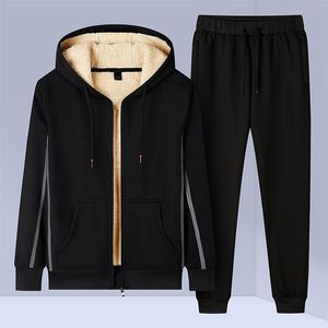 Herenpakken met Broek Herfst Winter Grote Maten Warm Tracksuit Sportkleding Heren Lopende Sweatsuit Set 4XL Jogger Male Hoodies Jas 211222