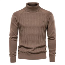 Suéteres para hombre AIOPESON Color sólido Punto de cuello alto Suéter masculino Algodón de alta calidad Hombres cálidos Jersey Invierno Casual para 231116