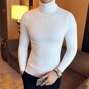 Chandails pour hommes coréen mince couleur unie col roulé hiver à manches longues chaud tricot classique décontracté chemise à fond 220914