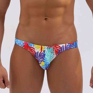 Heren Swimwear Sexy Mens Swimming Briefs Bikini Swimwear Zwembomen Trunks voor jongeman Swimsuit Beach Shorts Gay Desmiit Swimsuit 2021 J220913
