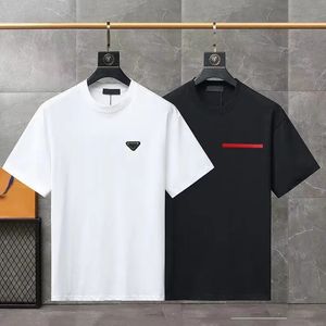 Mens T-shirt Designer Shirt Men Tshirt Man Black Tee Tee Womens T-shirts 100% coton à manches courtes Triangle de poitrine Incrust
