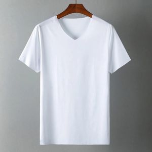 Heren T-shirt Japan Korte mouw Male ijs Zijde Trackloos T-shirt V-Neck Slim Summer Pure Colors Kleding T Shirts Tops T-shirt 240425