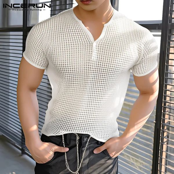 Mens T-shirt Plaid V Neck à manches courtes Streetwear Streetwear Casual Tee Tops Men Fitness Fashion Camisetas S5xl Incerun 240518