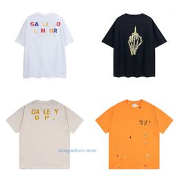 Mens T-shirts Designer Nouvelles couleurs Summer Play Digneurs Femmers Anime Haikyuu Tshirts Loose Overs Dimedized Tops Shirt Casual Luxury Clothing Short Sleeve