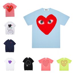 Heren t-shirts zomer cdgs spelen t-shirt commes korte mouw dames des badge garcons borduurwerk hart rode liefde de