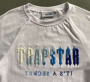 Heren T-shirts Zomer T-shirt Trapstar Short Suit 2.0 Chenille Decodeerde Rock Candy Flavour Ladies geborduurd onderste tracksuit T-shirt56