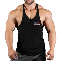 Mens tanktops Brand Gyms Kleding Men Bodybuilding en fitness Stringer Top Vest Sportswear Undershirt Spiertraining Singlets 230524