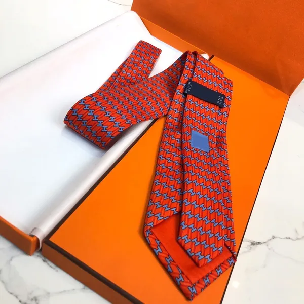Cravate pour hommes Coldie de luxe Damier Ties matelassé Plaid Designer Tie Silk Tie Black Blue Blanc Red Designer Rouge Individus