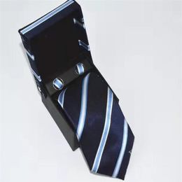 Heren stropdassen pochet geschenkdoos set merk man mode brief gestreepte stropdassen slanke dassen klassieke zakelijke casual groene stropdas For2612
