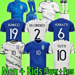 Tracksuits pour hommes 2023 Italie Soccer Jerseys Italia 23 24 Fans Player Version Maglie Da Calcio Verratti Chiesa Gnonto Football Shirt T Pinamonti Politano Grifo Kid Kit