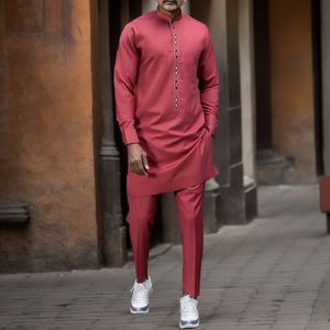 Coupures de survêtement pour hommes dashiki africain twopiece Crew cou brodé de robe rose pantalon costume de fête de mariage décontracté vêtements 230824