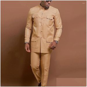 Les survêtements pour hommes s'habillent un costume à poitrine mono-poitrine chemise en deux pièces de couleur solide à manches sociales africain de style de style national