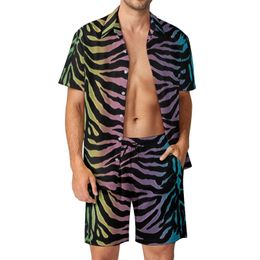 Chándales para hombre Rainbow Black Stripe Zebra Men Sets Animal Print Pantalones cortos casuales Summer Trending Beachwear Shirt Set Design Plus Size Suit Gift 230710