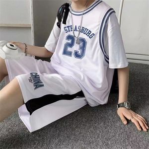 Heren Trainingspakken Zomer Basketbal Uniform Pak Voor Mannen Oversized Japan Koreaanse Mode Losse Sportkleding 2 stuk Korte Mouw T-shirt Shorts Set 230712