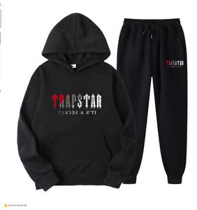 Survêtements pour hommes Survêtement Mens Nake Tech Trapstar Survêtements à capuche Europe American Basketball Football Rugby Twopiece avec Womens Long Trapstar Flee 3ZU1