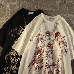 Heren T -shirts American Style Street Dark Skull Cotton Korte mouwen T -shirt voor mannen en vrouwen ins zomer losse paar slijtage ronde nek top 230512