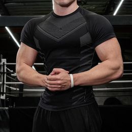 T-shirts pour hommes Gymnases T-shirts Chemise de course à séchage rapide Compression Fitness Homme Gym Collants d'entraînement à manches courtes T-shirt de sport d'été 230524