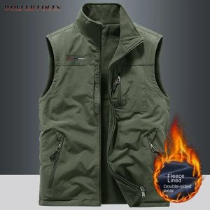 Herenvesten Tactisch vest Aangepaste winterjassen voor mannen Pographer Thermisch bergbeklimmen Mouwloos Mode Bodywarmer Herfst Luxe 231127