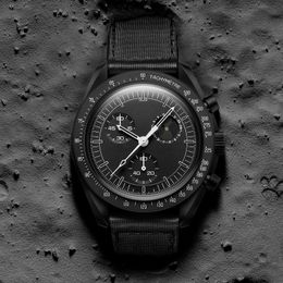 HETS Watch Bioceramic Planet Moon Mens Watches Full Function Quarz Chronograph 42mm Luxury Designer Watches de haute qualité en édition limitée