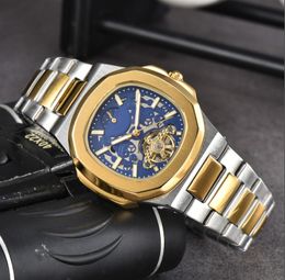 Reloj para hombre Relojes de diseño Relojes de movimiento de maquinaria automática de lujo de alta calidad Reloj de pulsera con tapa de zafiro luminoso de acero inoxidable