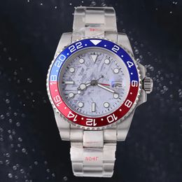 Watch pour hommes GMT Pepsi Watch Designer Designer Watchs Automatic 8215 Mouvements de haute qualité 904L