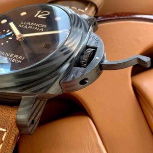 Herenhorloge Hoge kwaliteit Designer Luxe horloges voor mechanisch polshorloge Special Edition-serie Koolstofvezel Mode 1eat