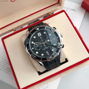 Montre pour hommes hommes montres de créateurs de haute qualité haut de gamme en acier inoxydable mouvement mécanique automatique saphir lumineux montres de luxe étanches avec boîte bonne