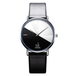 heren horloge Beweging SHENGKE Quartz Wrsitwatch voor Dames Mode Ultra Dunne Horloges Lederen Horlogeband Pin Gesp Creatieve Eenvoudige Stijl