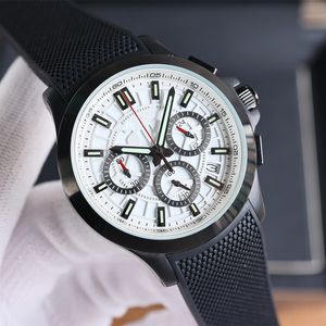 Herenhorloge Quartz-horloges voor heren Modehorloges Zakelijk polshorloge Rubberen band Montre De Luxe 41MM