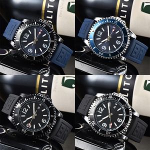 Montre pour hommes en caoutchouc superocean montres de créateur chronographe de haute qualité aaa orologio bleu noir mouvement à quartz montres-bracelets étanches lumineuses sb080