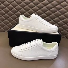 Ace-Sneaker für Herren und Damen, Freizeitschuhe, Italien, luxuriös, weiß, grün, rot gestreift, Italien, Herren-Sneaker mit bedruckter Biene, geprägt, Sportschuhe, Sport-Ace-Sneaker, Wanderschuhe, 08